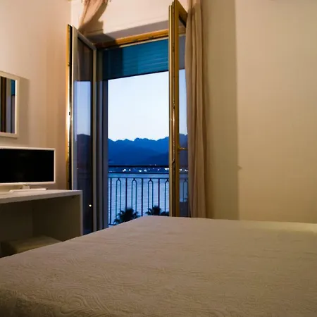 Terrazza Marconi Apartment Salerno Exterior photo